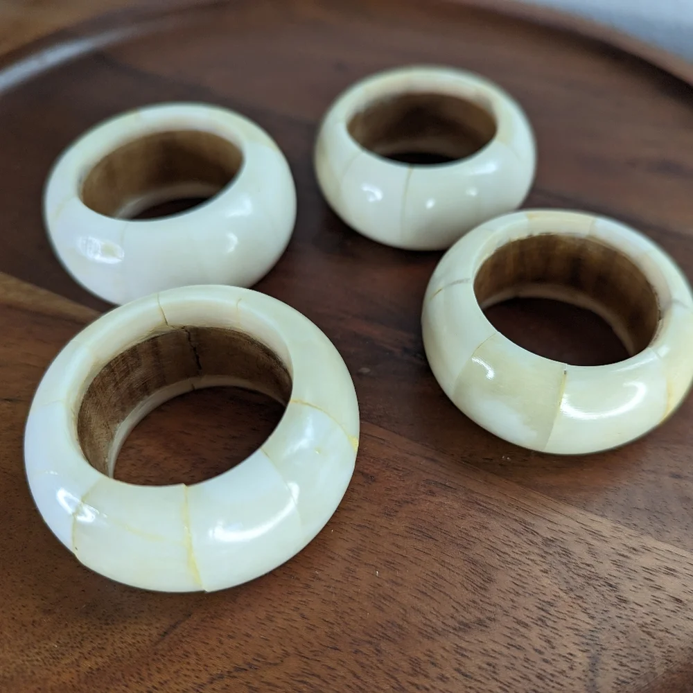 Set of Four White Chunky Bone Napkin Rings